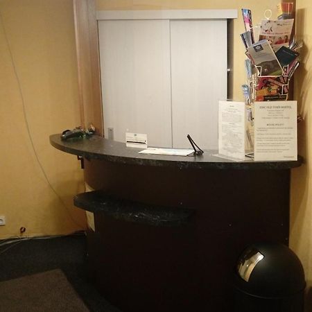 Reval Hostel エクステリア 写真