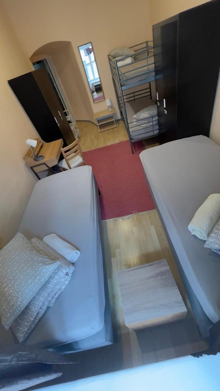 Reval Hostel エクステリア 写真